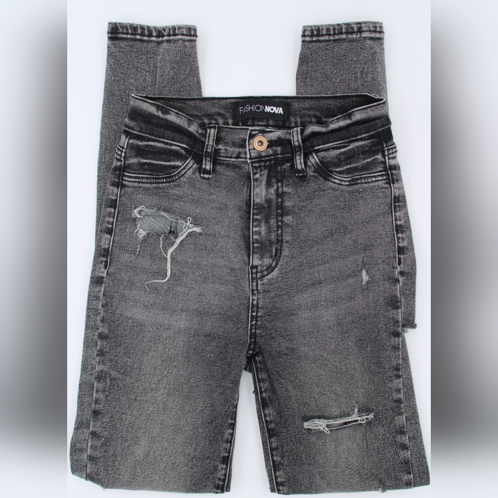 Fashion Nova Black Stonewash Distressed Skinny Jeans Size 1